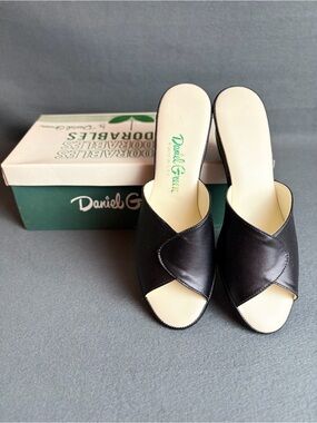 Vintage Daniel Green Slippers/Slides Black  2A70 Karen 33320 Women’s 6.5